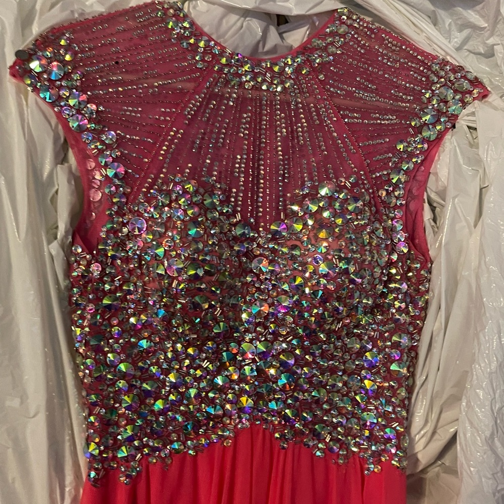Tiffany Designs Size 4 dress